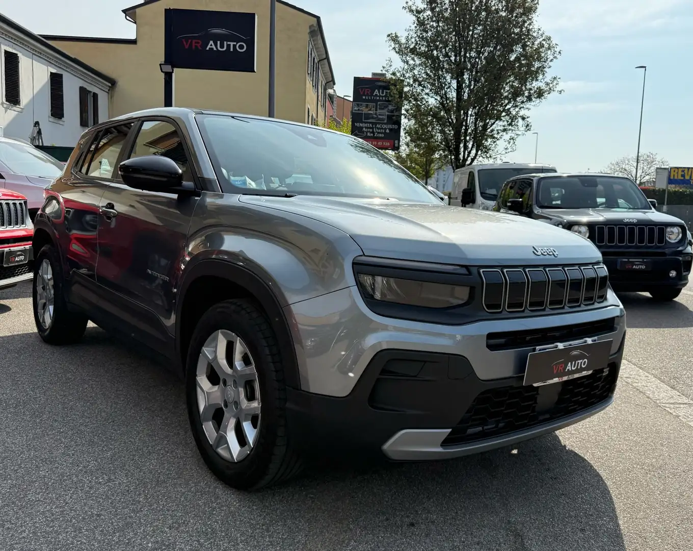 Jeep Avenger 1.2 turbo Altitude fwd 100cv PROMO FIN Grigio - 1