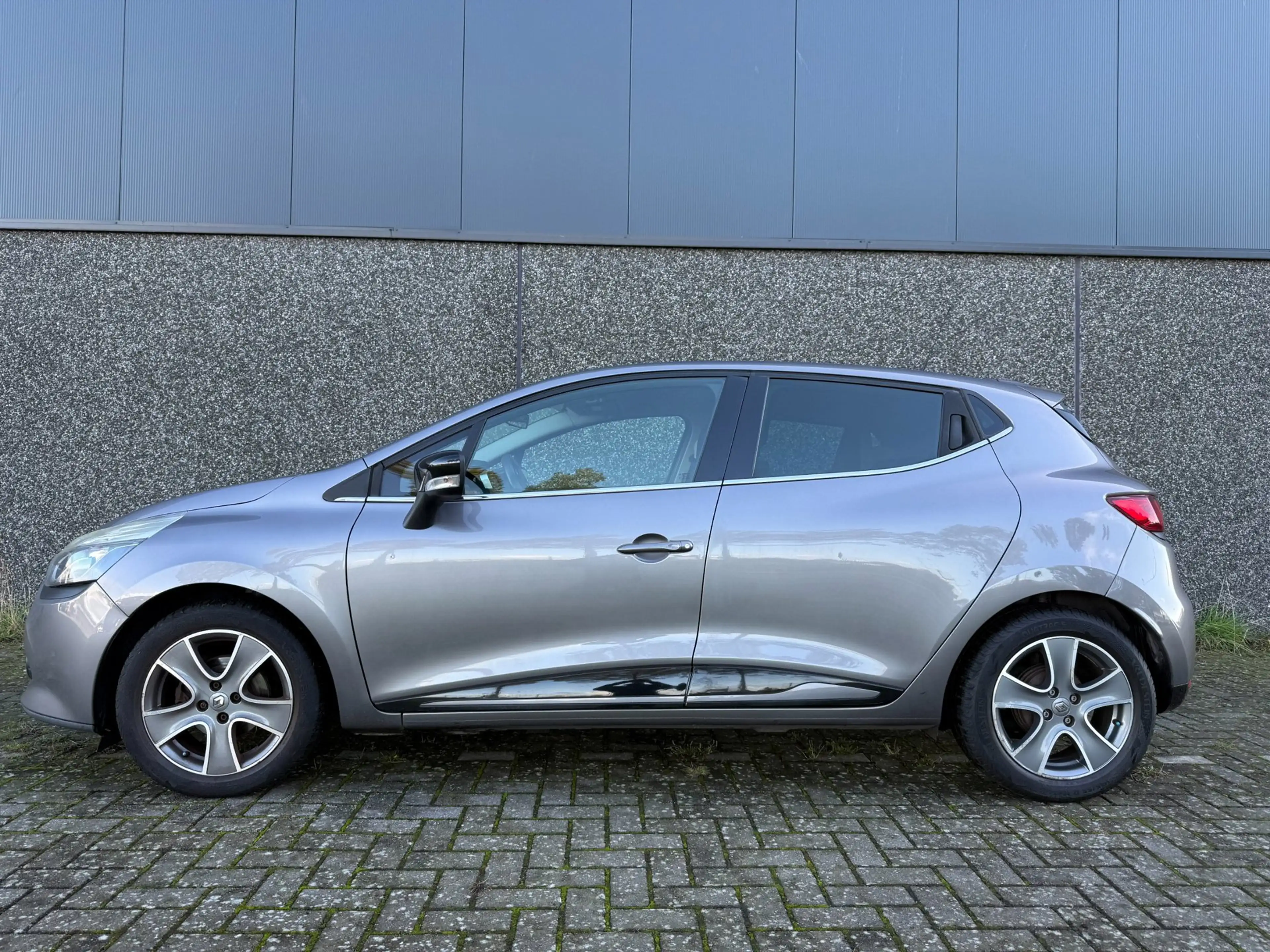 Renault Clio 0.9 TCe ECO Night&Day/CARPLAY/Nieuwe APK en beurt! — photo 4