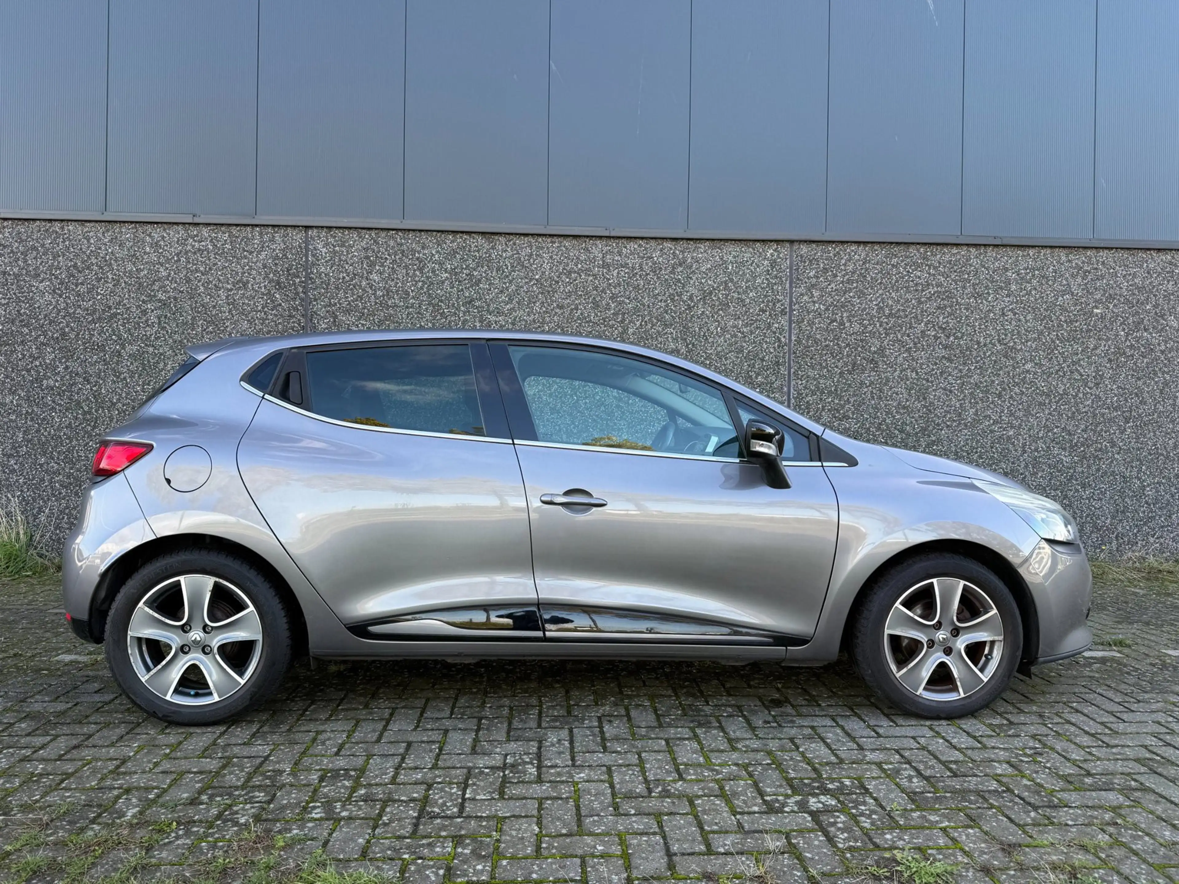 Renault Clio 0.9 TCe ECO Night&Day/CARPLAY/Nieuwe APK en beurt! — photo 5