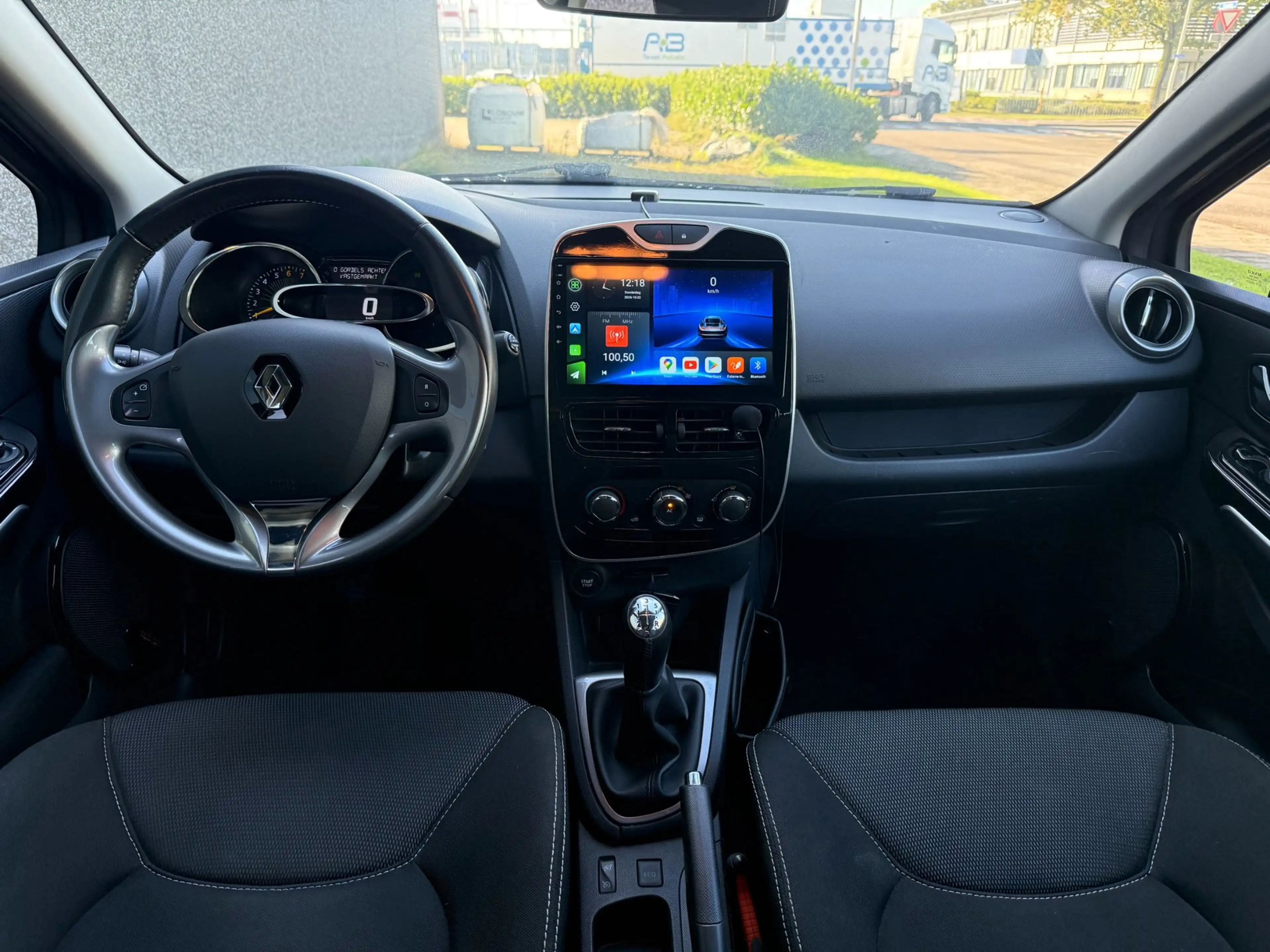 Renault Clio 0.9 TCe ECO Night&Day/CARPLAY/Nieuwe APK en beurt! — photo 9