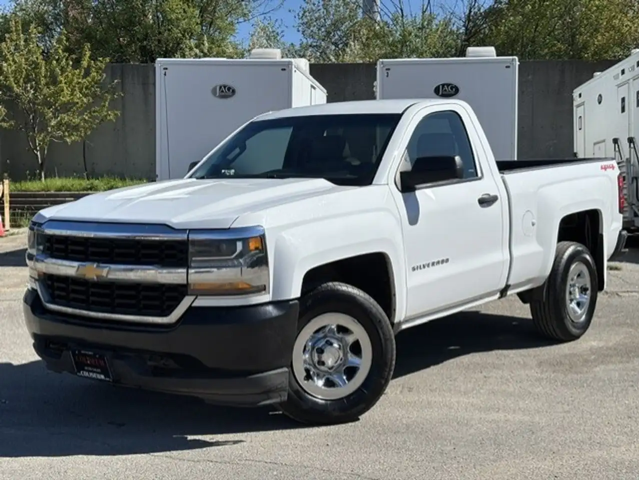 Chevrolet Silverado 1500 снимка Chevrolet Silverado 1500