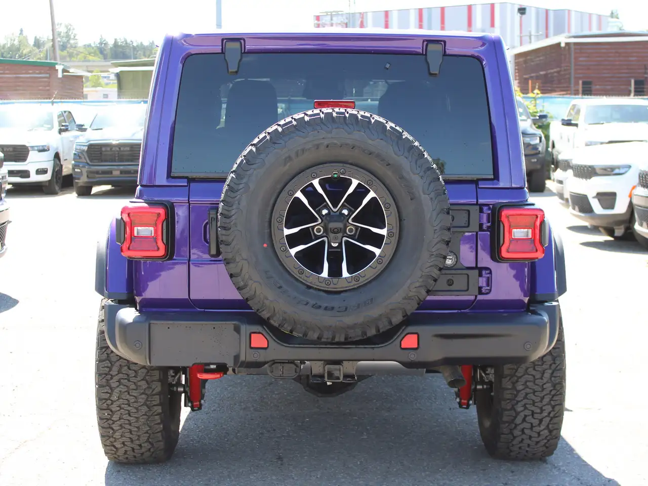 Jeep Wrangler photo Jeep Wrangler