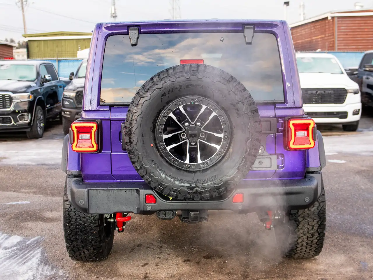 Jeep Wrangler снимка Jeep Wrangler