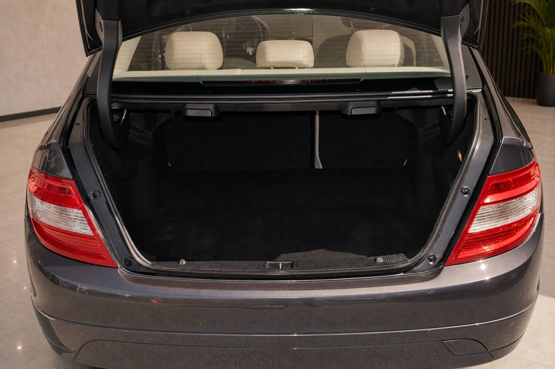Mercedes-Benz C 200 C 200 CGI Limousine auto. *KLIMA*ALU*TOUCH-AUDIO — photo 9