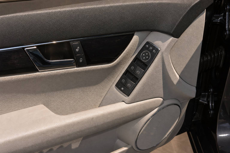 Mercedes-Benz C 200 C 200 CGI Limousine auto. *KLIMA*ALU*TOUCH-AUDIO — photo 10