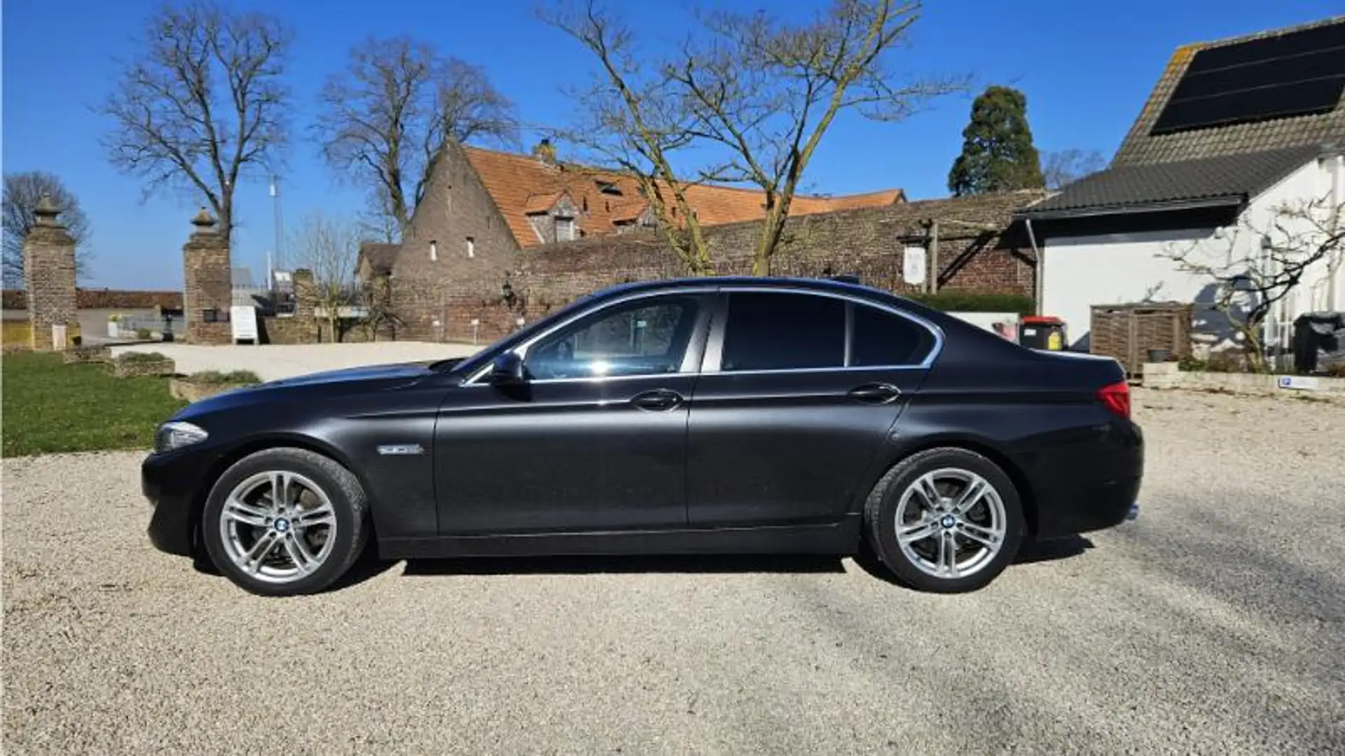 BMW 523 automaat/stoelverwarming/stuurverwarming/pdc Negro - 2