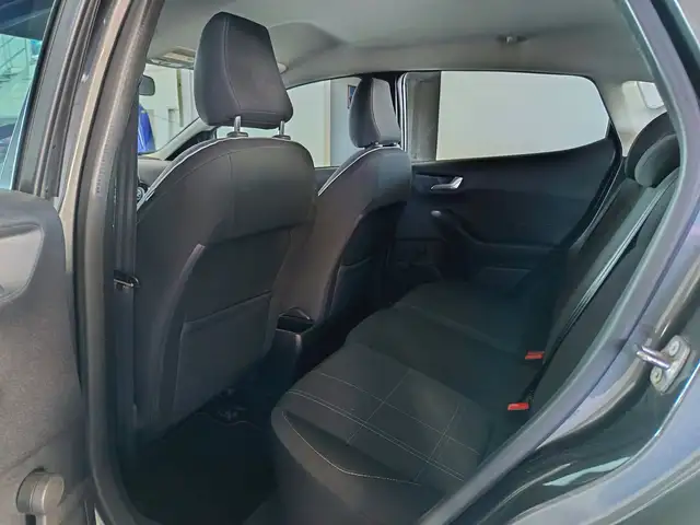 Ford Fiesta view 4