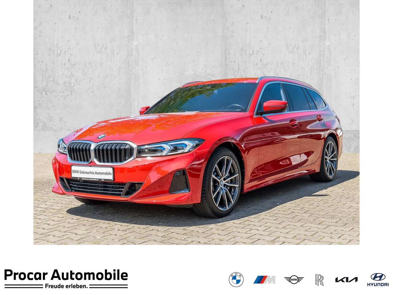 BMW 330 2023