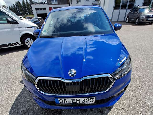Imagine Skoda Fabia Selection 🎯1.100 km | LED Navi MwSt. auswei.