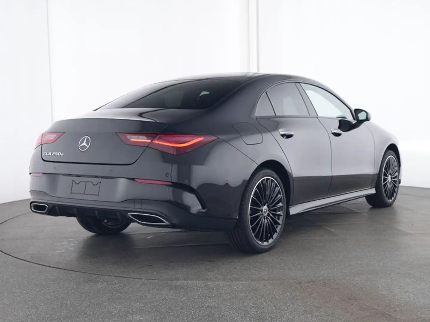 Mercedes-Benz CLA 250 e Coupé AMG Night 19" PANORAMA Distronic KEYLESS Noir - 2