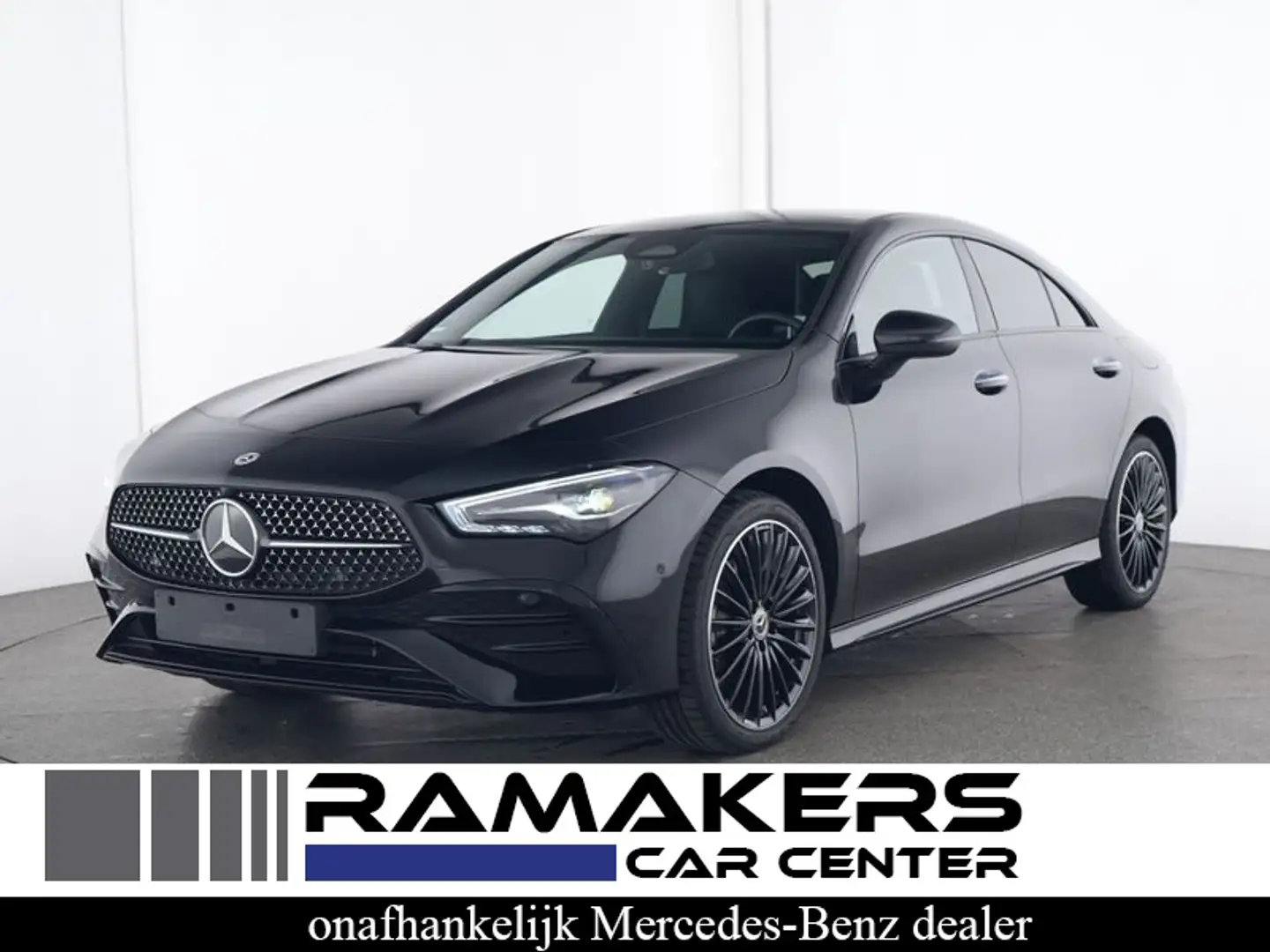 Mercedes-Benz CLA 250 e Coupé AMG Night 19" PANORAMA Distronic KEYLESS Noir - 1