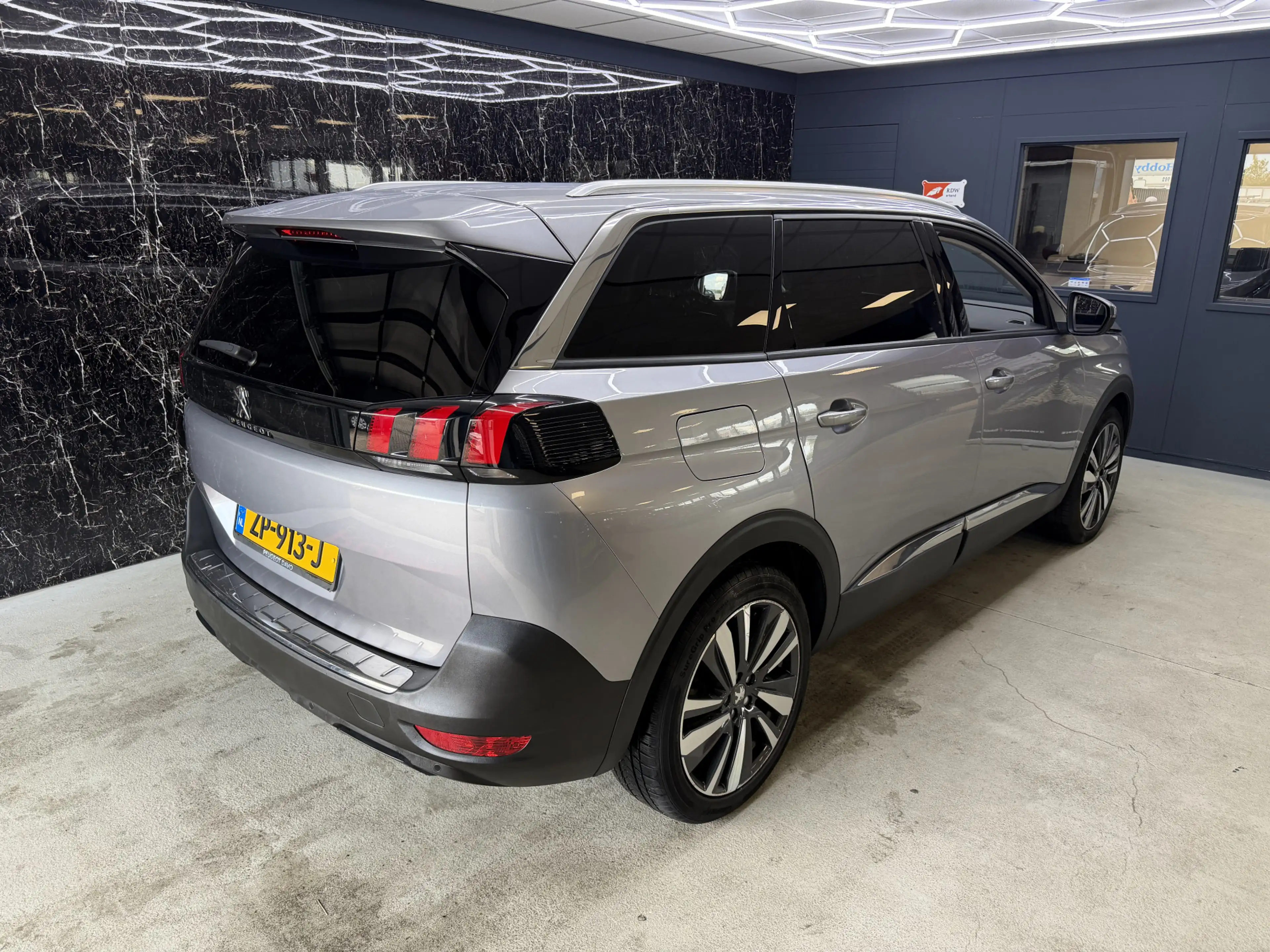 Peugeot 5008 1.2 PureTech Allure 7P Nieuwe distributieriem — photo 5
