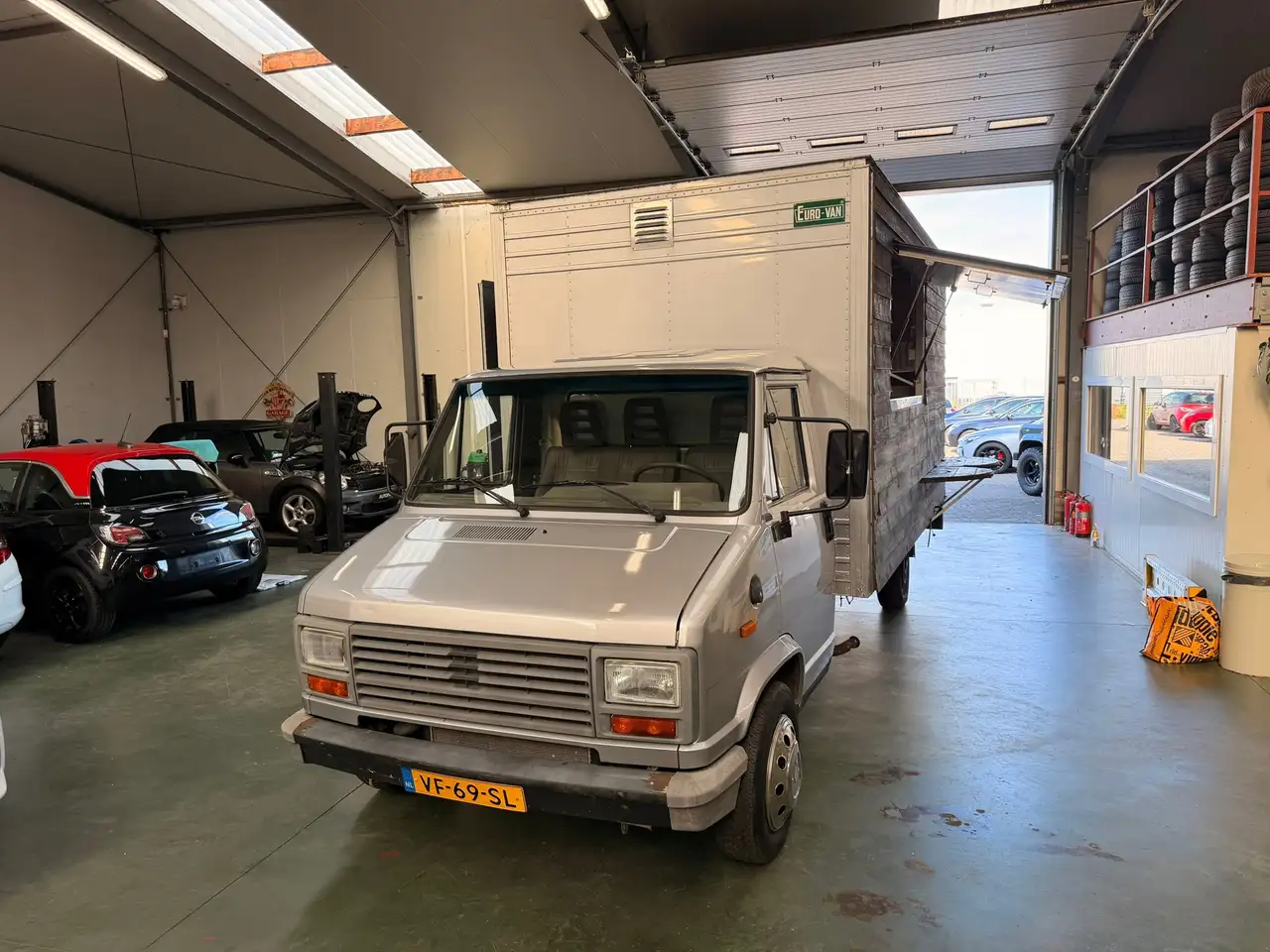 Peugeot J5 K92 Foodtruck - Professioneel gebouwd, foto 5