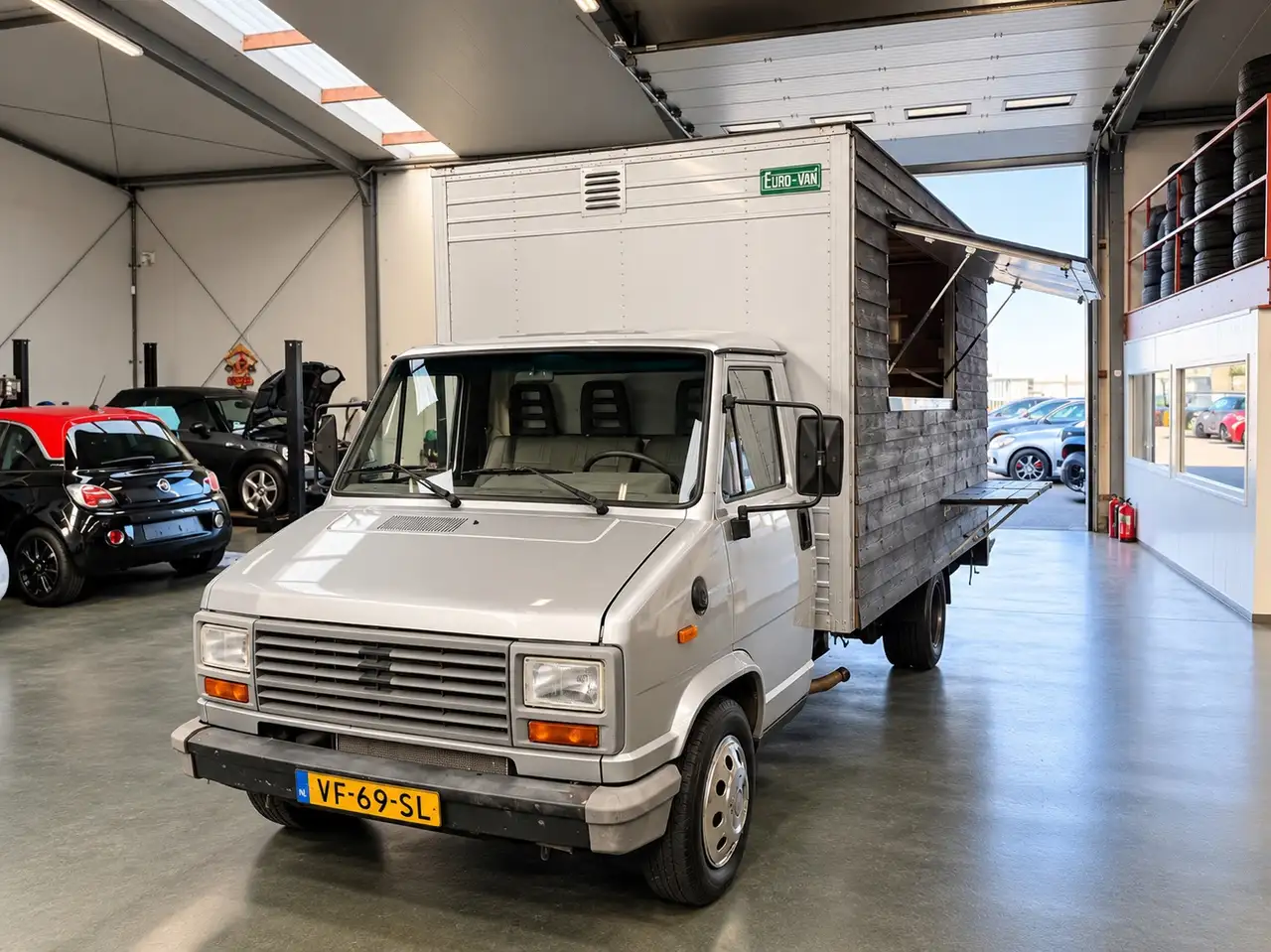 Peugeot J5 K92 Foodtruck - Professioneel gebouwd, foto 2