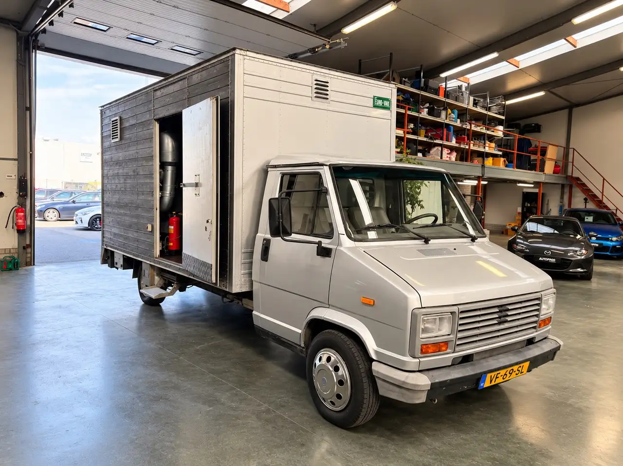 Peugeot J5 K92 Foodtruck - Professioneel gebouwd, foto 3