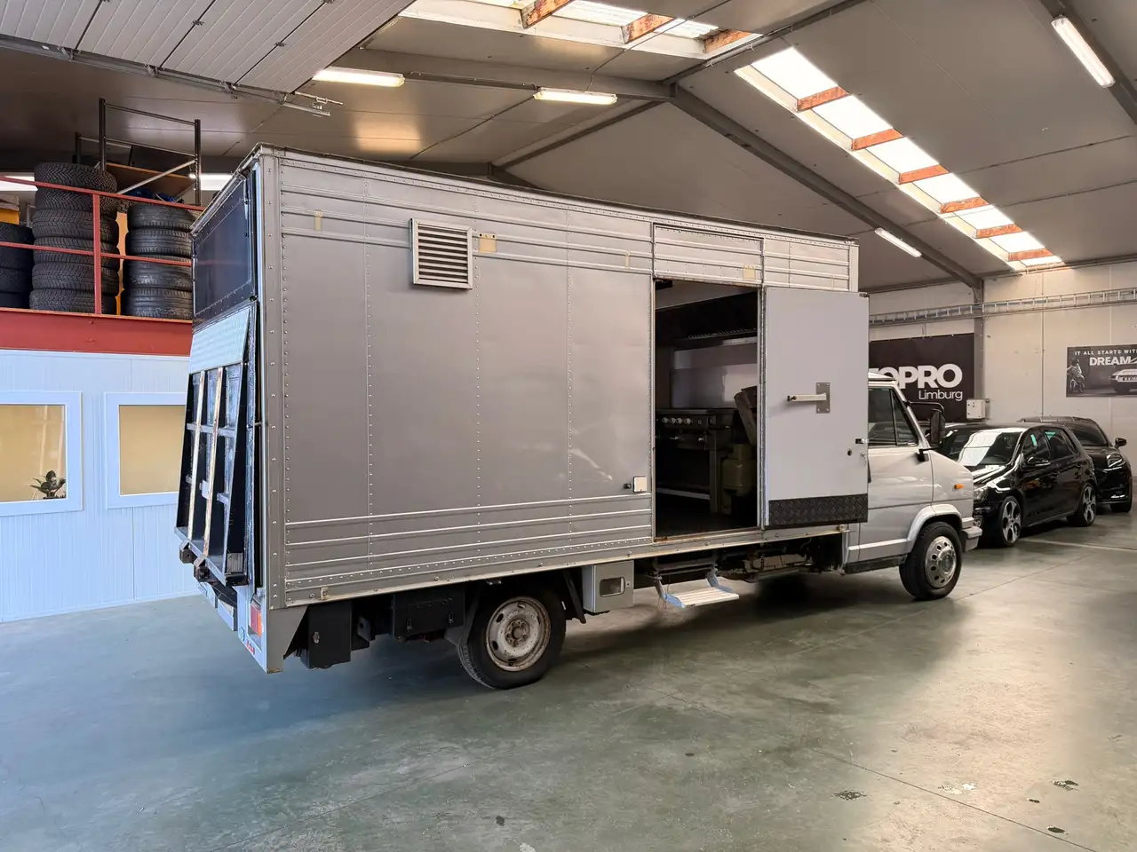 Peugeot J5 K92 Foodtruck - Professioneel gebouwd, foto 7