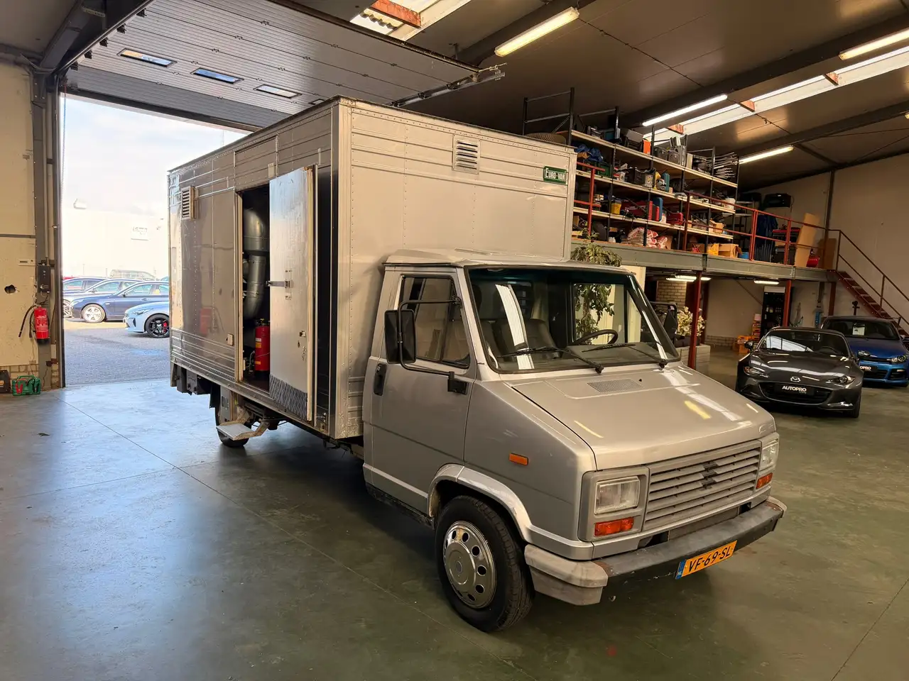 Peugeot J5 K92 Foodtruck - Professioneel gebouwd, foto 6