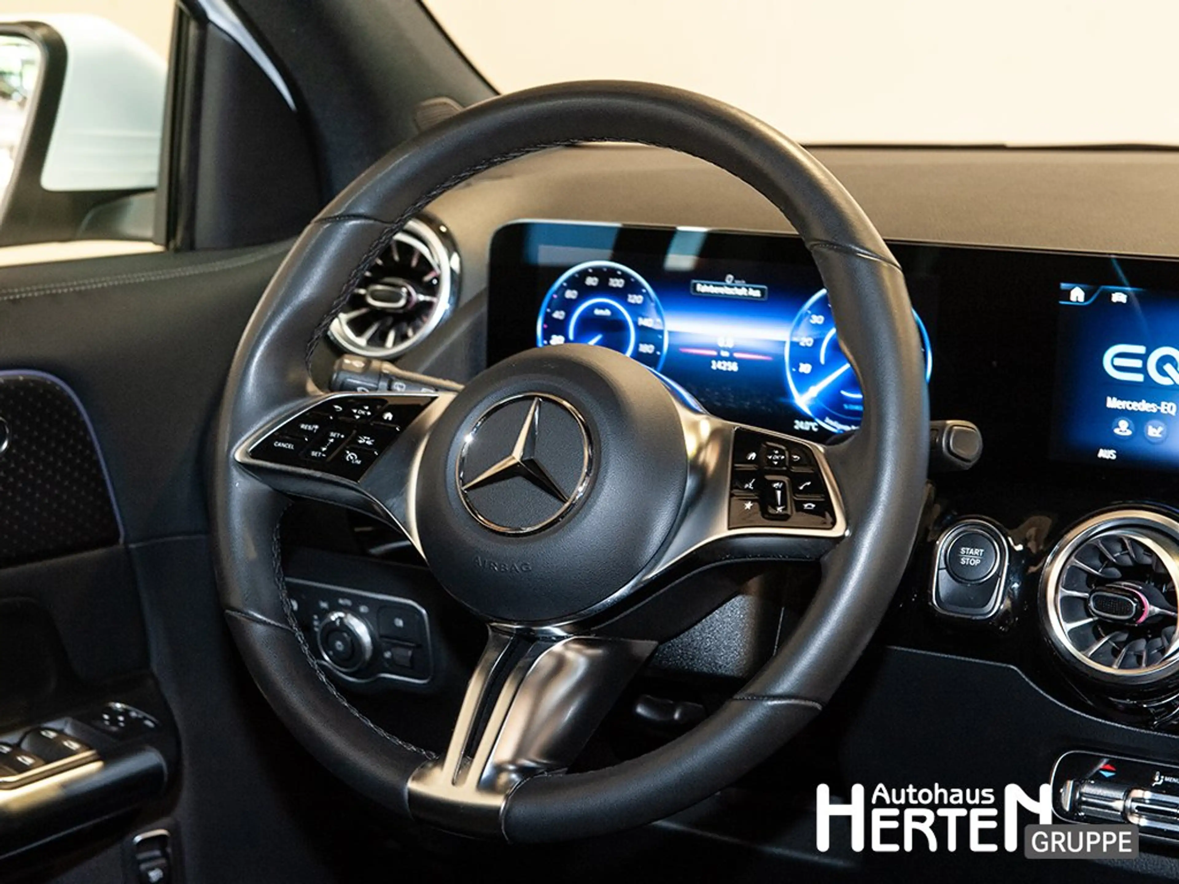 Mercedes-Benz EQA 250 +PROGRESSIVE+DISTRONIC+LED+R-KAMERA+19" — photo 7