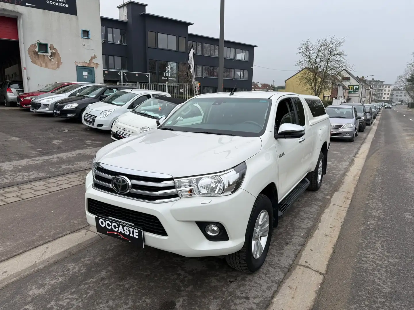 Toyota Hilux 2.4 D-4D 4WD Comfort**CARNET COMPLETS** Wit - 1