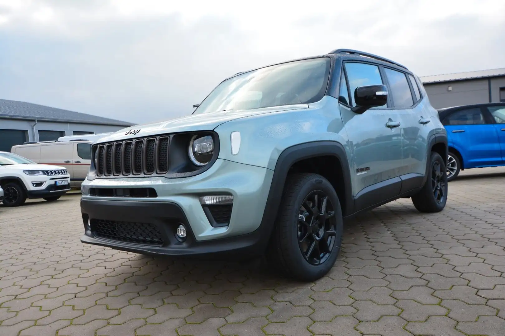 Jeep Renegade RENEGADE PHEV + Upland Schiebedach Grün - 1