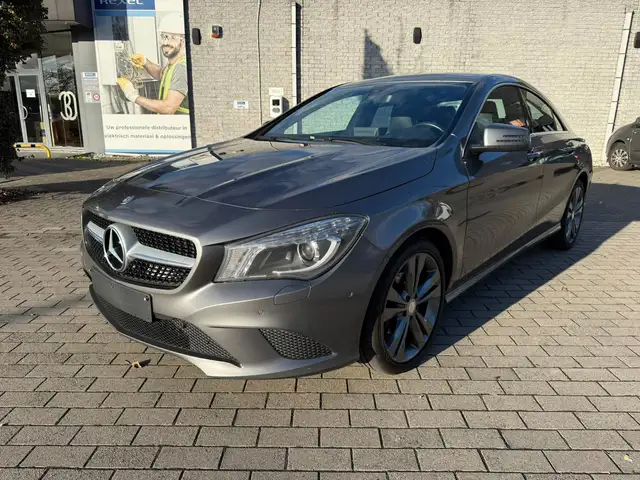 Mercedes-Benz CLA 200 CLA 200 d