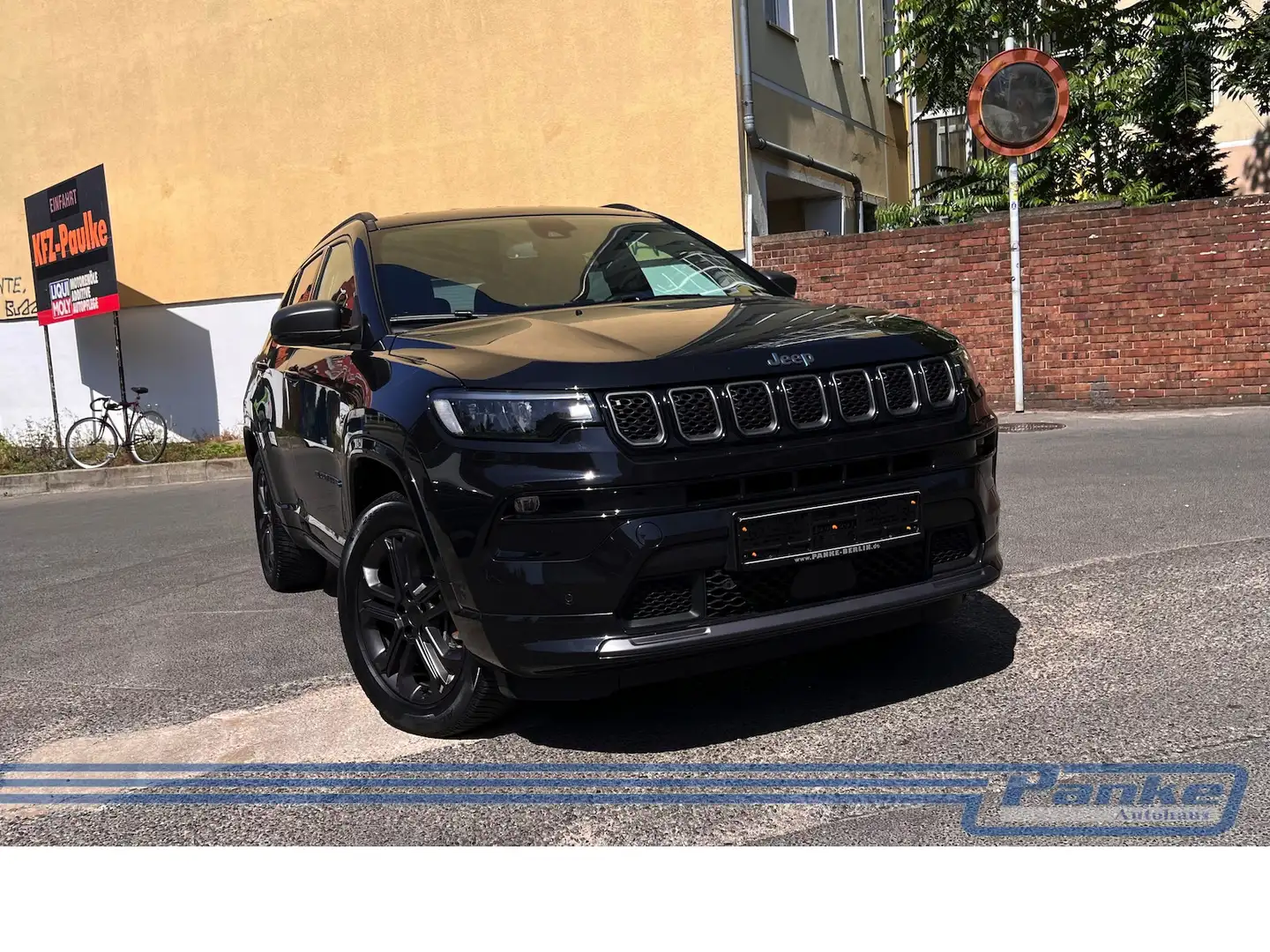 Jeep Compass 80th Anniversary Plug-In Hybrid 4WD Schwarz - 1