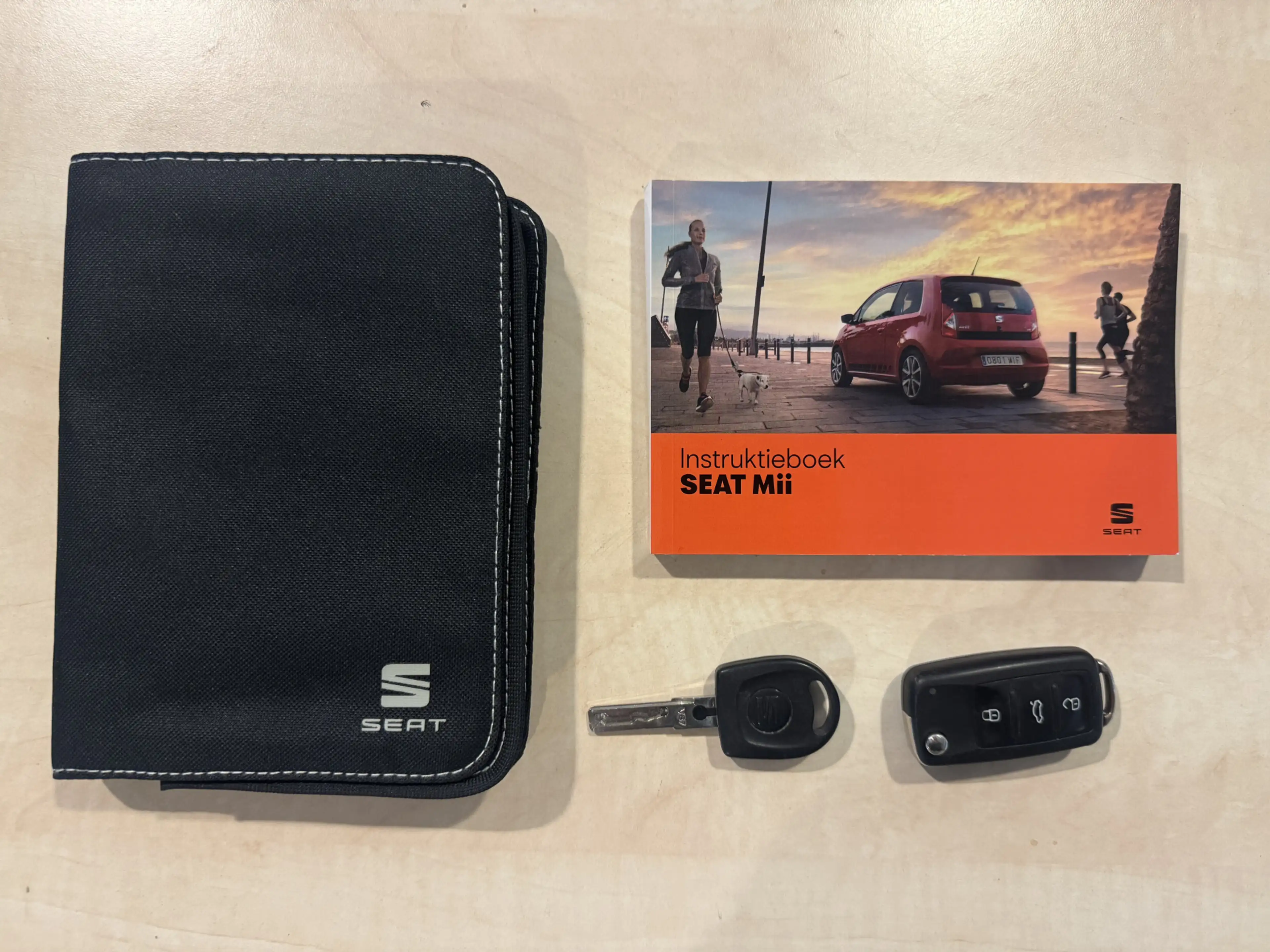 SEAT Mii 1.0 Style Intense Bluetooth, Cruise, Airco, Parkee — photo 21