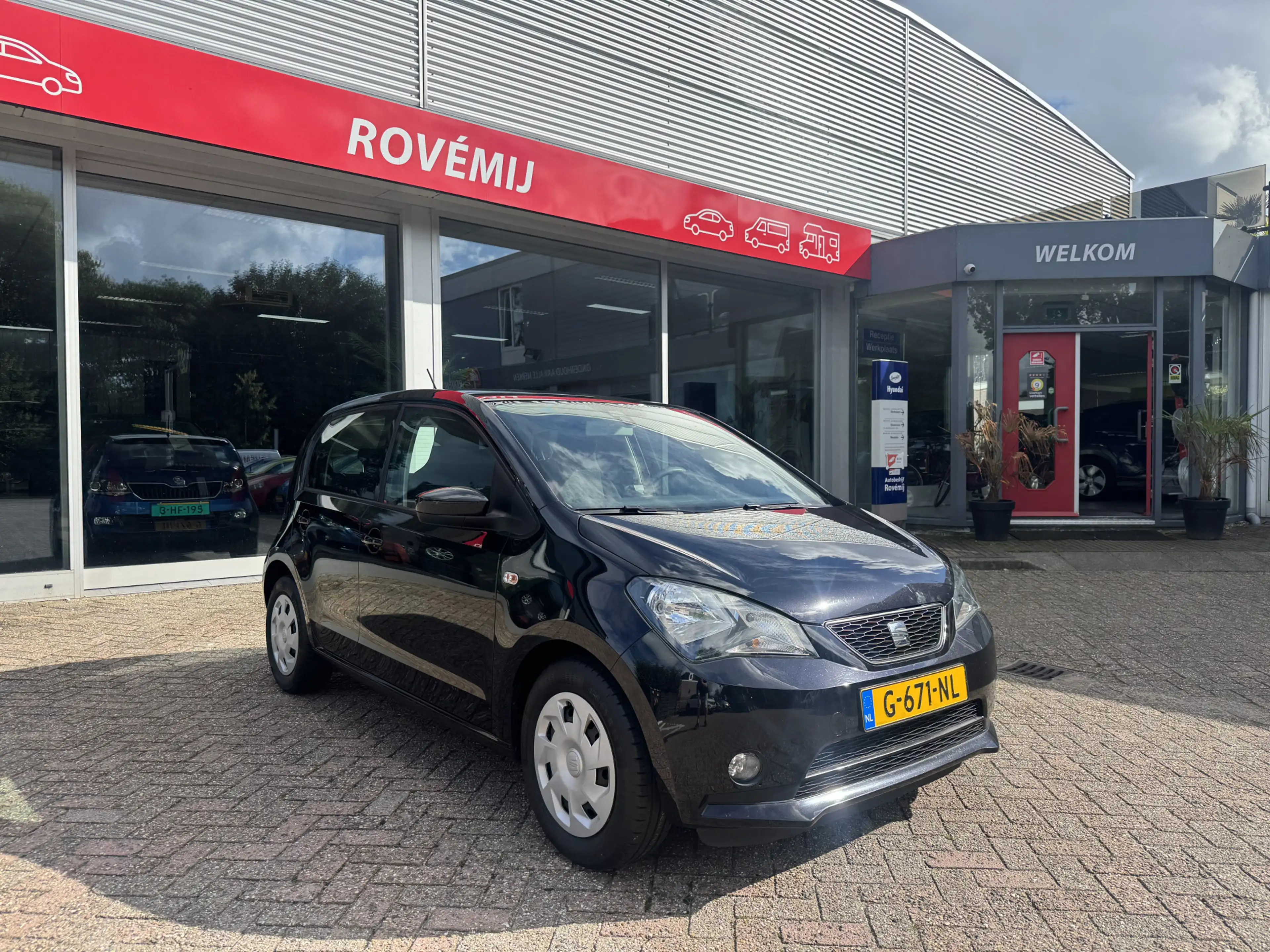 SEAT Mii 1.0 Style Intense Bluetooth, Cruise, Airco, Parkee