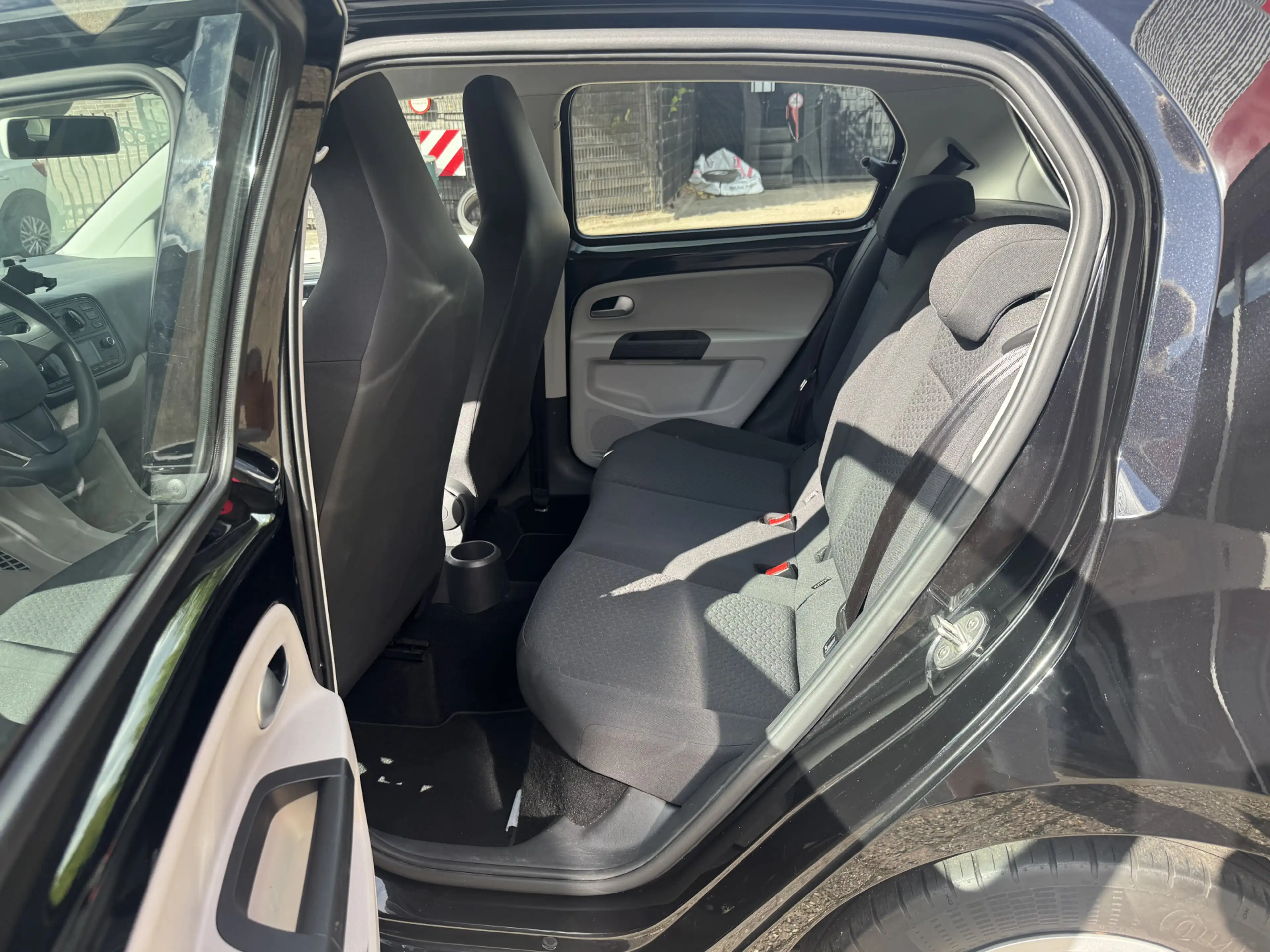 SEAT Mii 1.0 Style Intense Bluetooth, Cruise, Airco, Parkee — photo 9