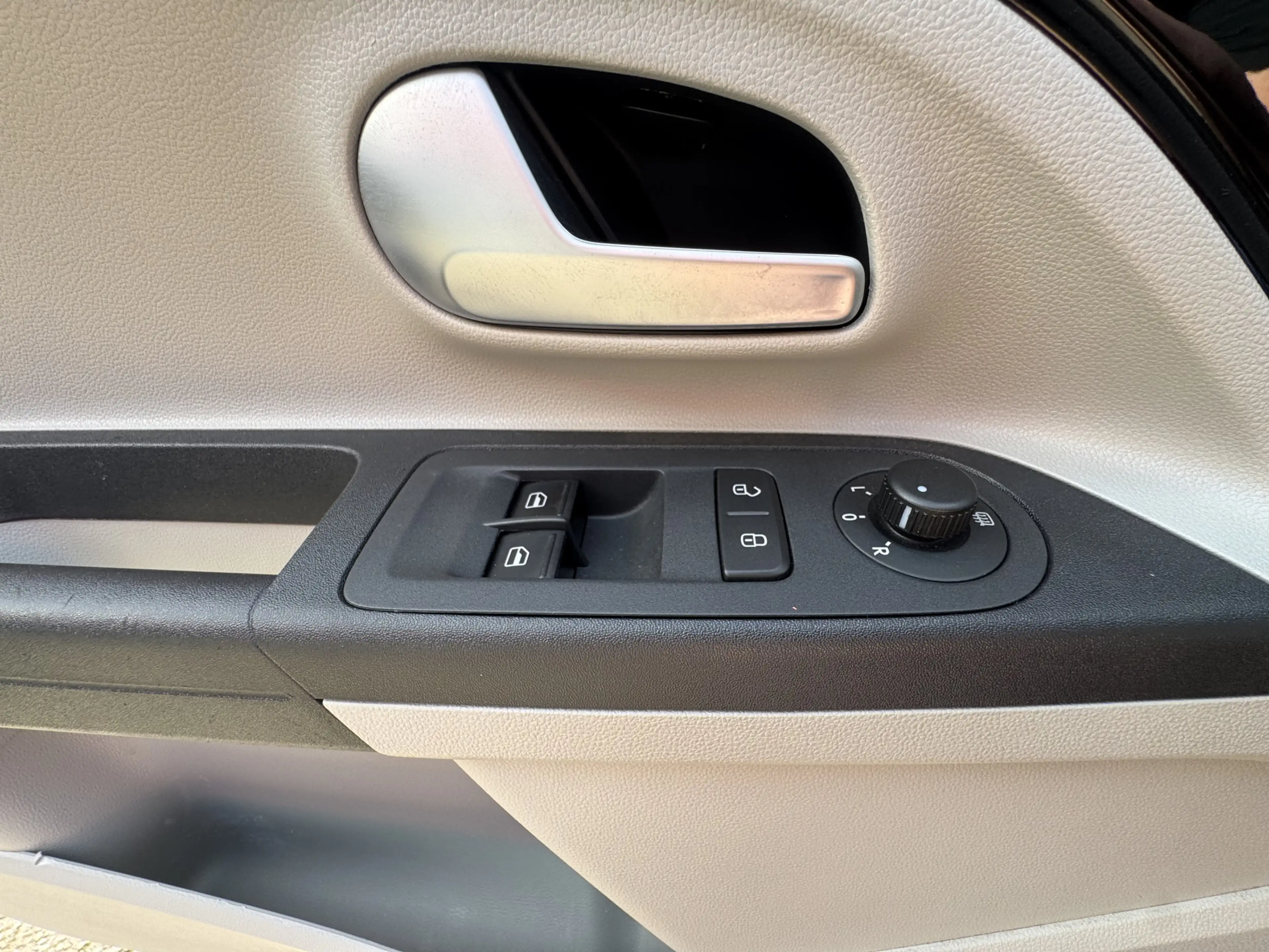 SEAT Mii 1.0 Style Intense Bluetooth, Cruise, Airco, Parkee — photo 19