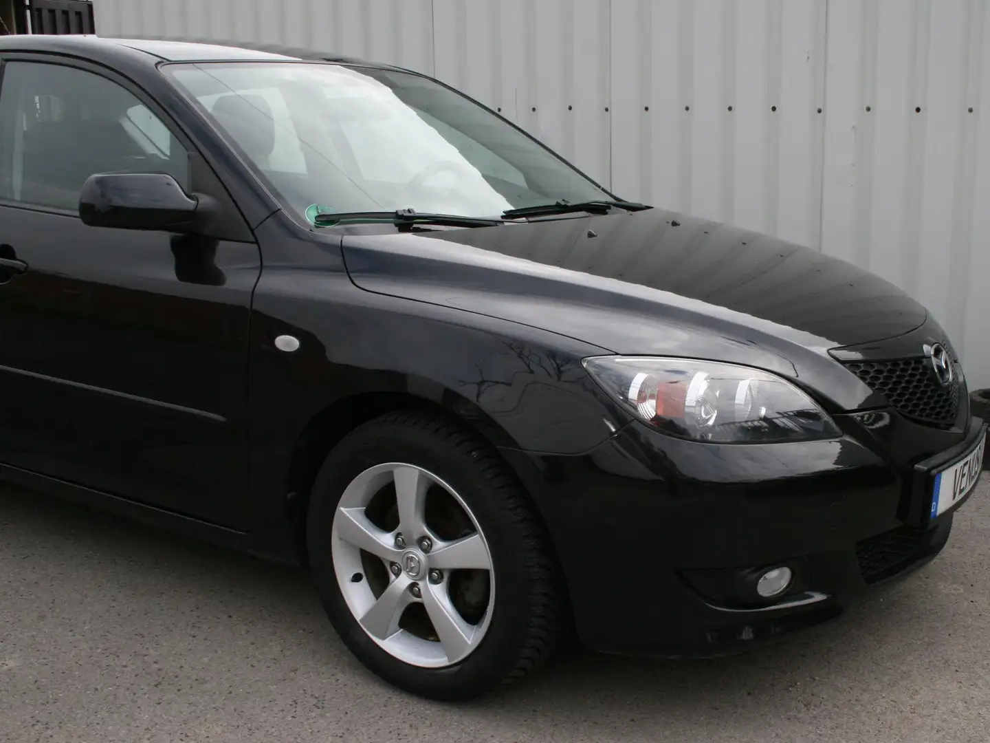 Mazda 3 1.6 Sport Active Schwarz - 2