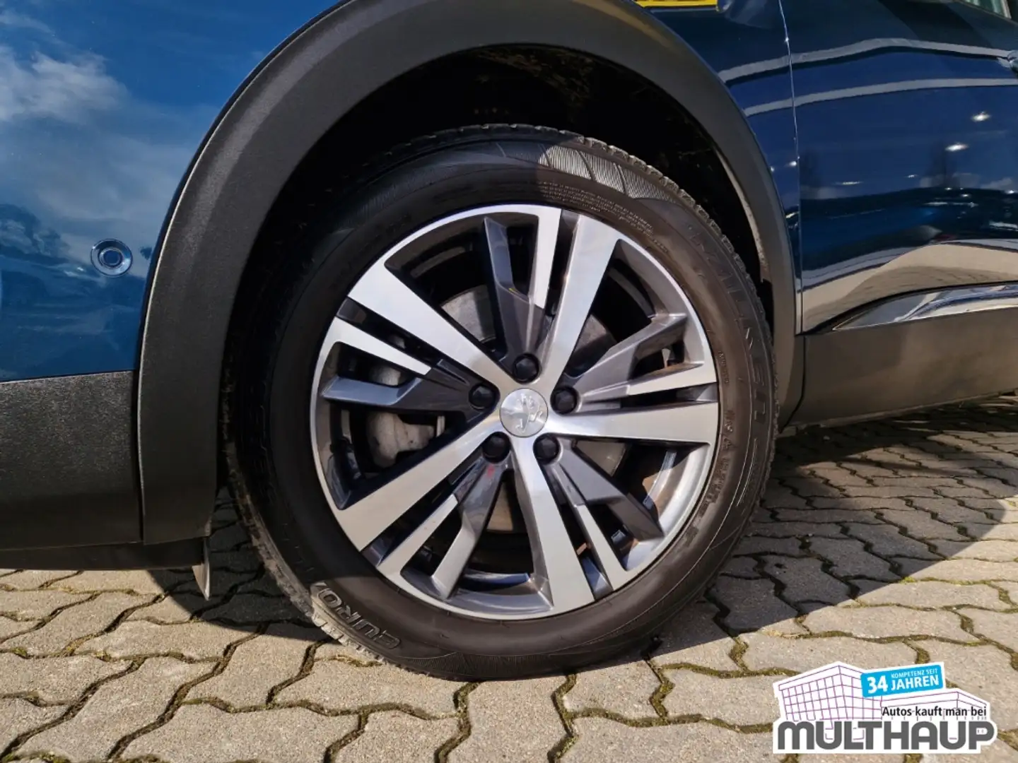 Peugeot 3008 Plug-In Hybrid 225 Allure Pack LED Navi DAB Bleu - 2
