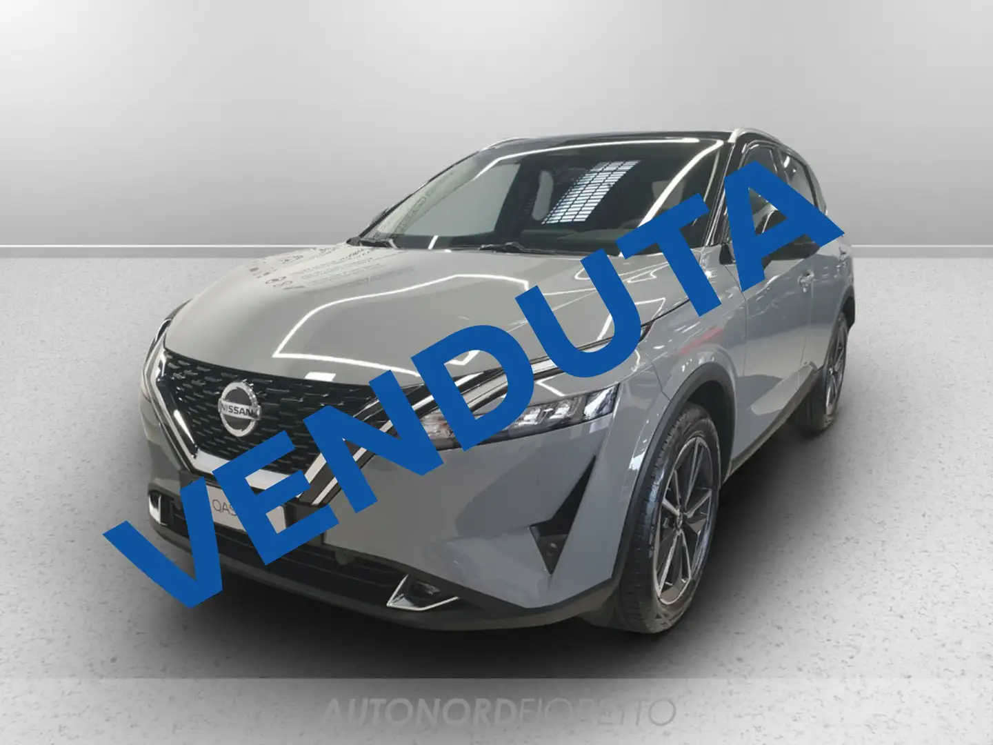 Nissan Qashqai 1.3 mhev n-style 2wd 158cv xtronic Grijs - 1