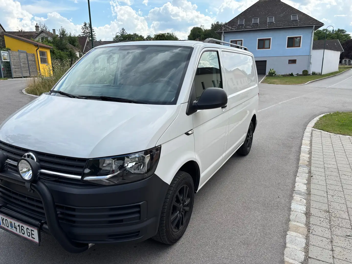 Volkswagen T6 Transporter Weiß - 1