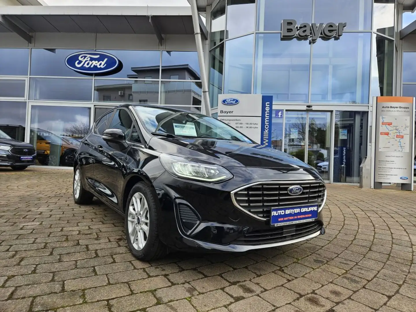 Ford Fiesta 1.0 EcoBoost Hybrid S&S TITANIUM Negro - 1
