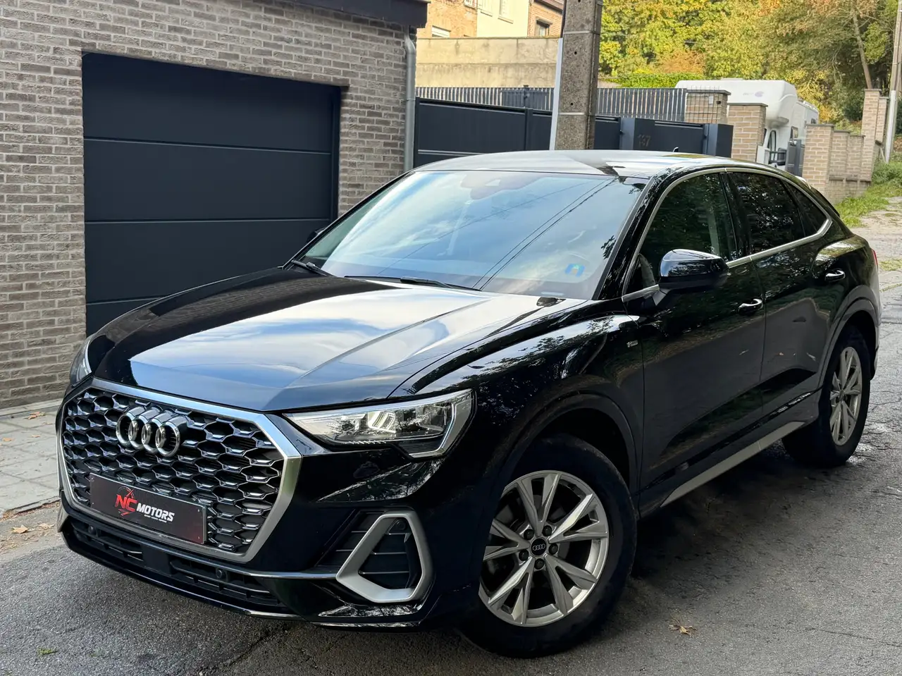 Audi Q3 Q3 Sportback -35 TFSI-S line-S tronic- Carplay-Virtual-Shoowroom — photo 1 of 15
