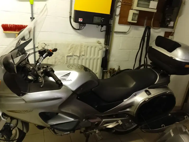 Honda NTV 650 Revere - foto 2
