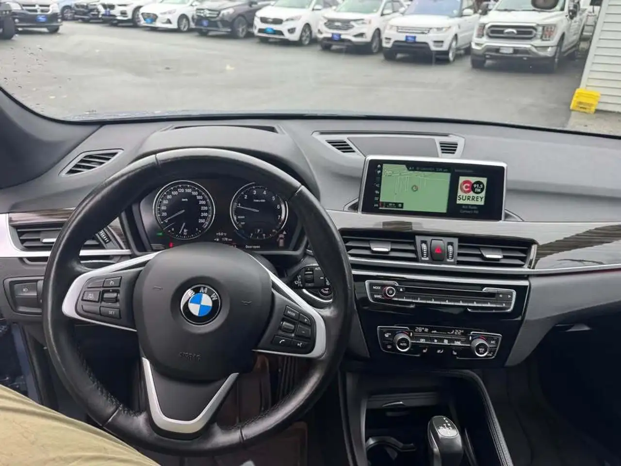 BMW X1 снимка BMW X1