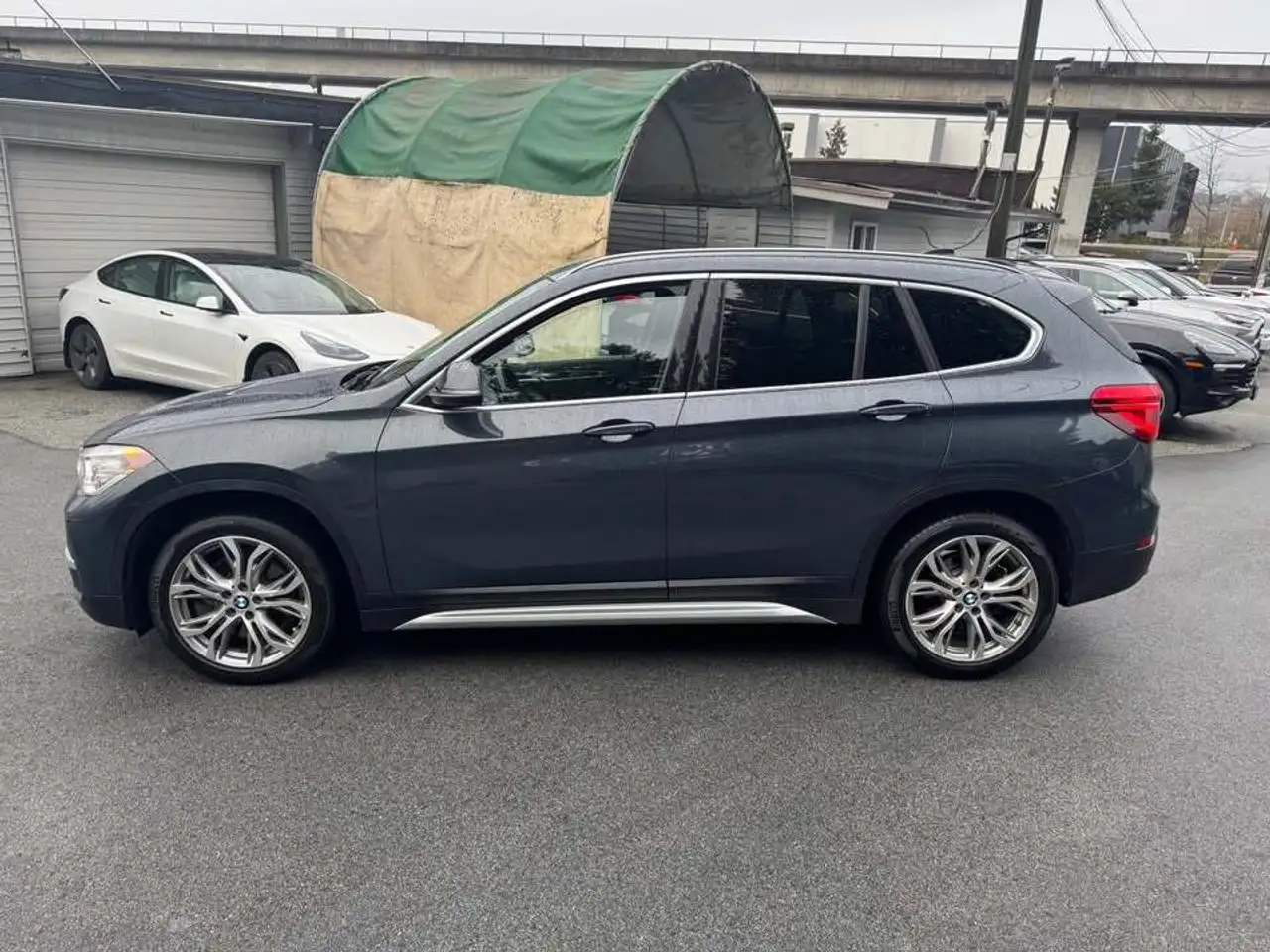 BMW X1 снимка BMW X1