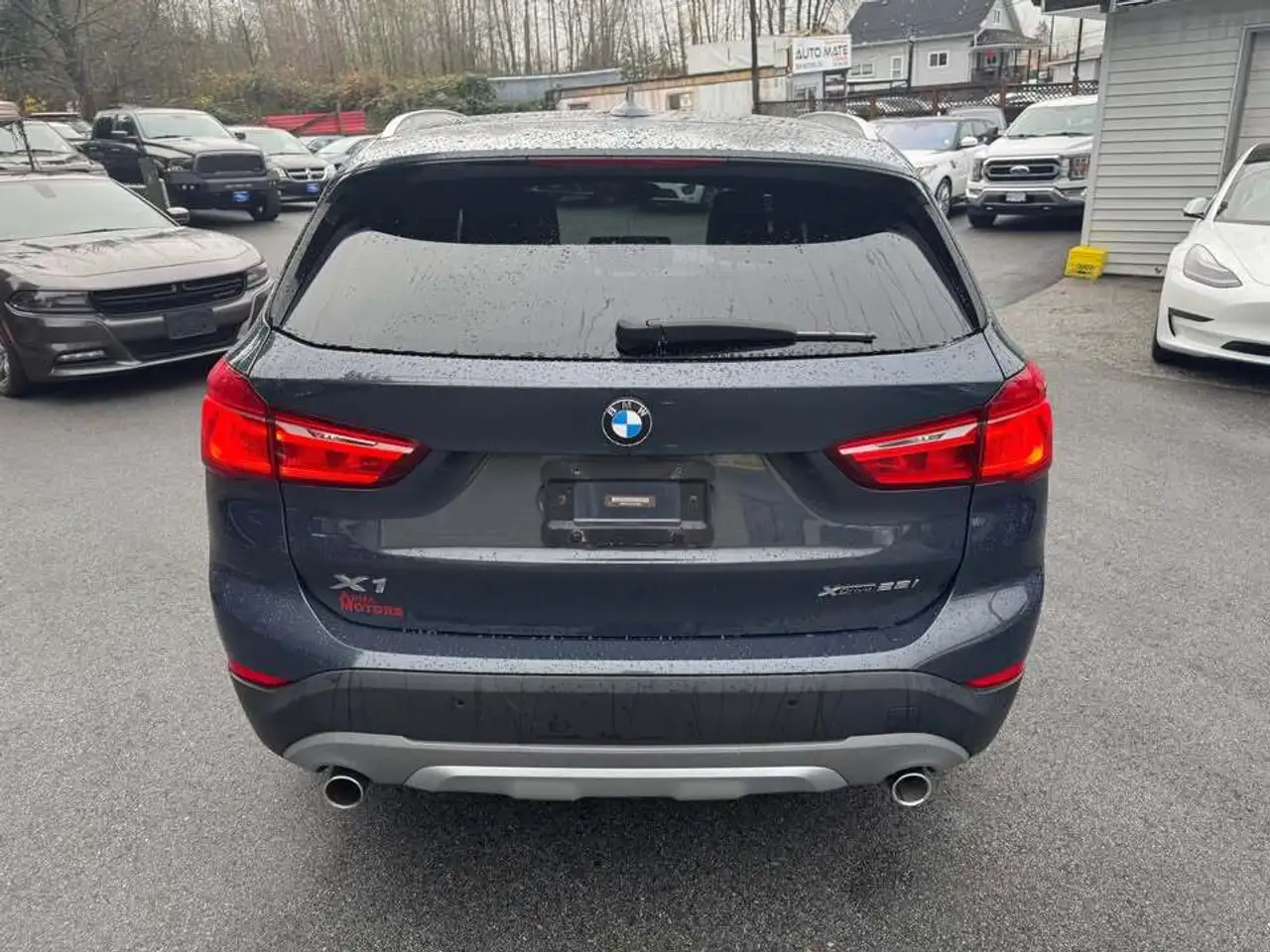 BMW X1 снимка BMW X1