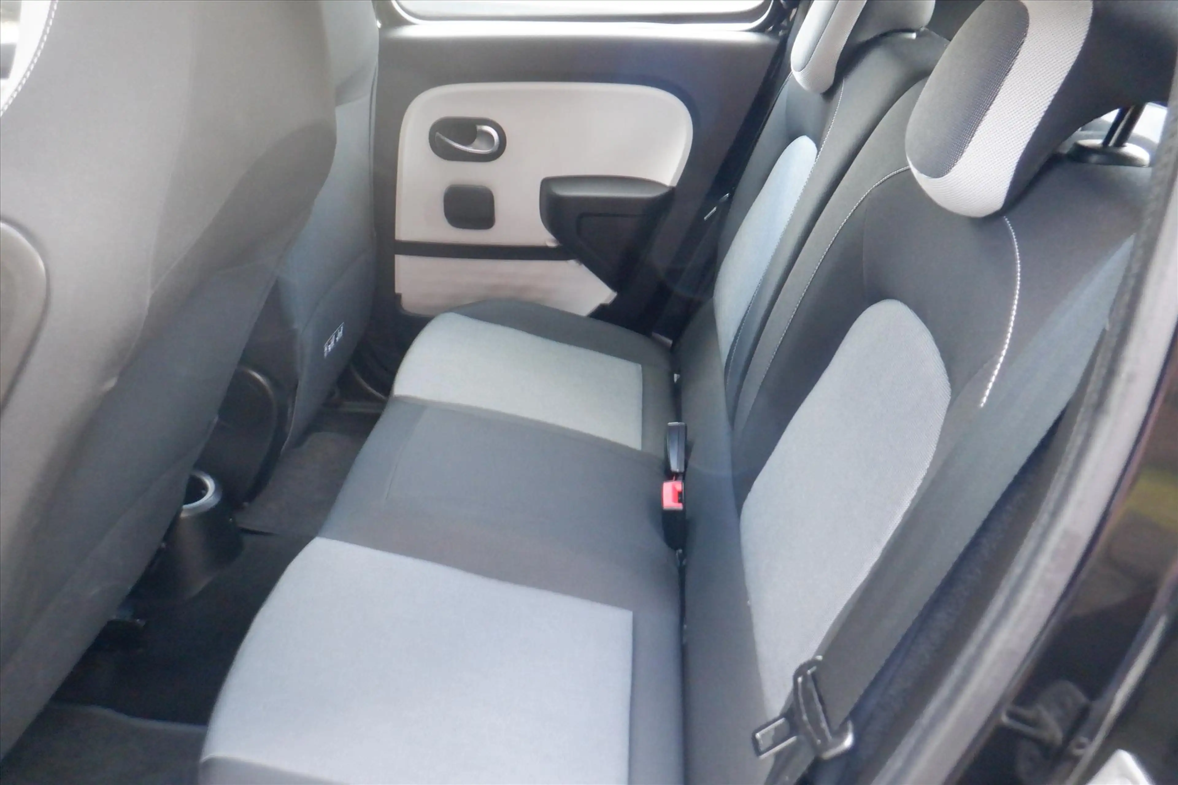 Renault Twingo 1.0 SCe 70pk S&amp;S Dynamique — photo 12