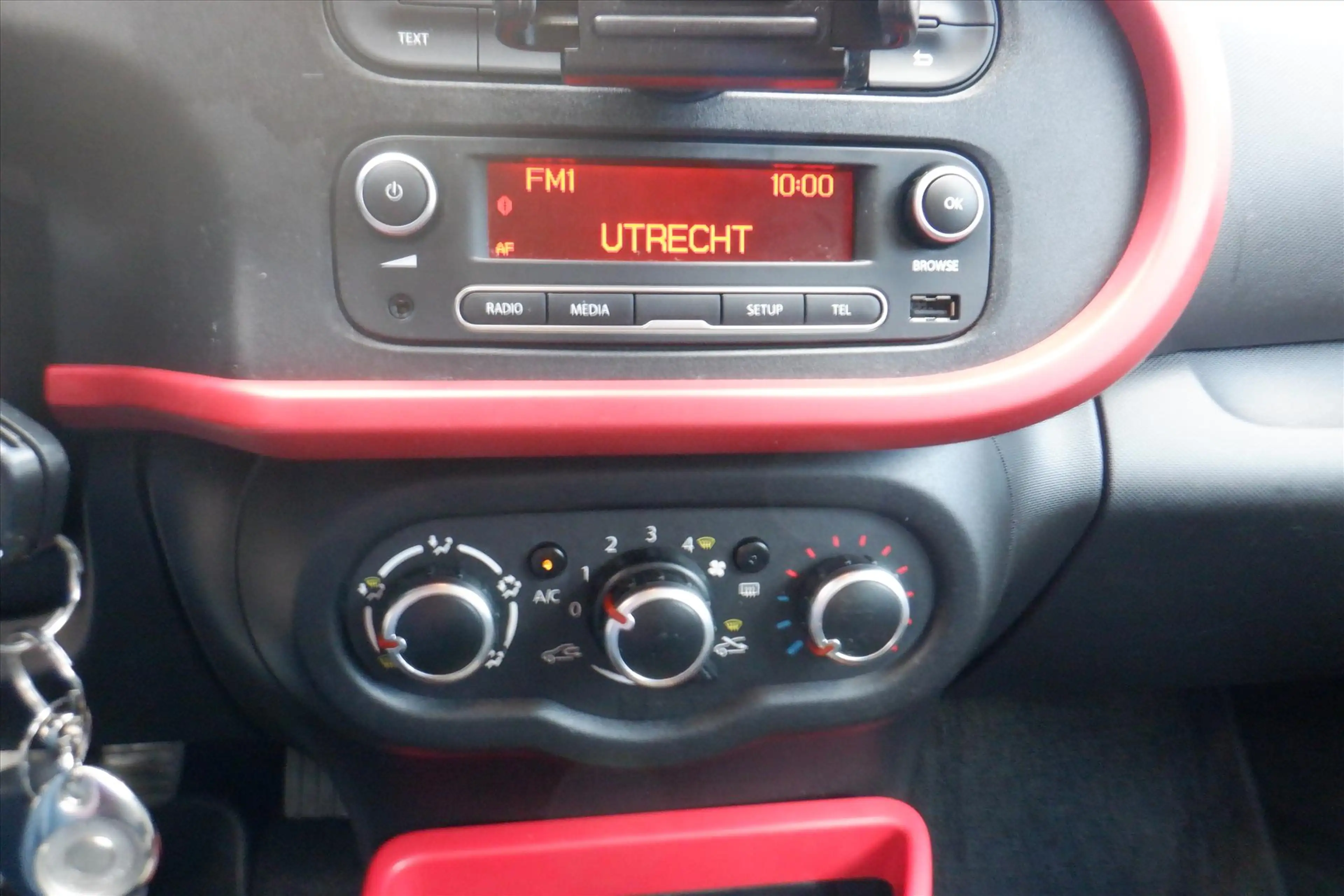 Renault Twingo 1.0 SCe 70pk S&amp;S Dynamique — photo 16