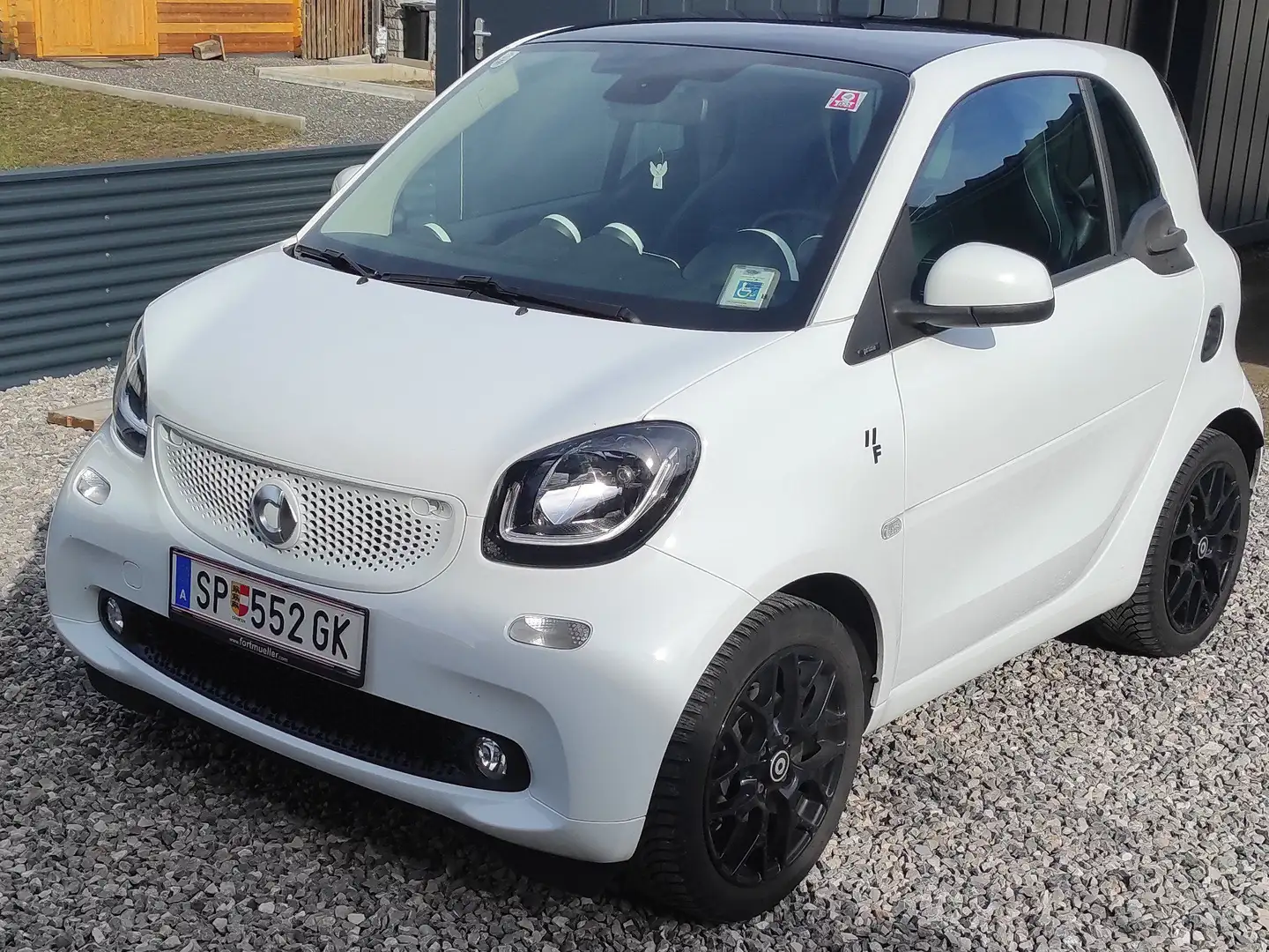 smart forTwo Prime Weiß - 1