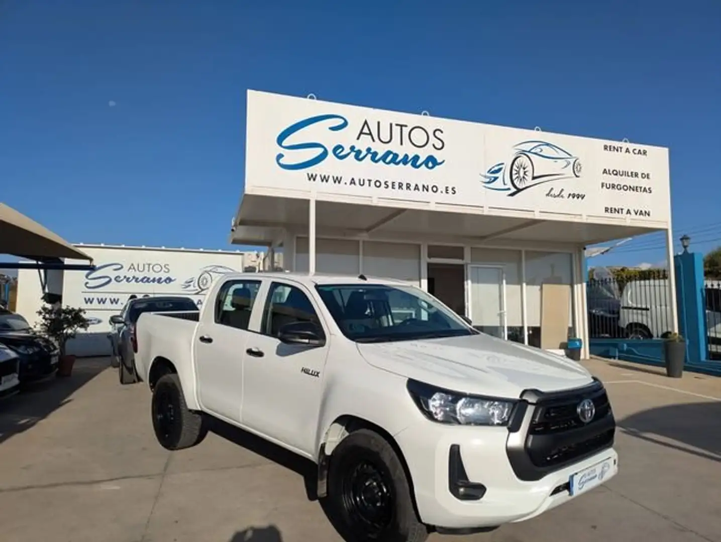 Toyota Hilux Doble Cabina 2.4 150D 4x4 GX Blanco - 2
