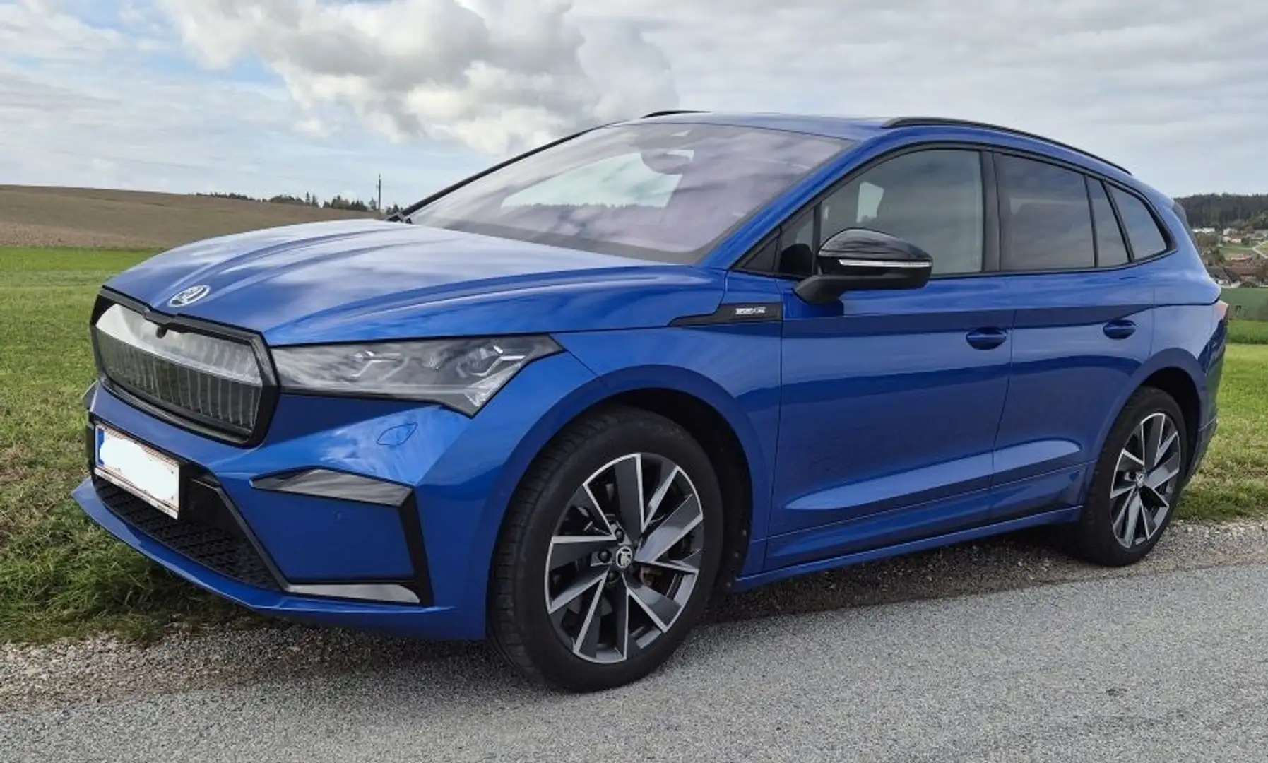 Skoda Enyaq IV 80 Sportline Vollausstattung, Matrix, MAXX-Paket, AHK, Glasdach Blau - 1
