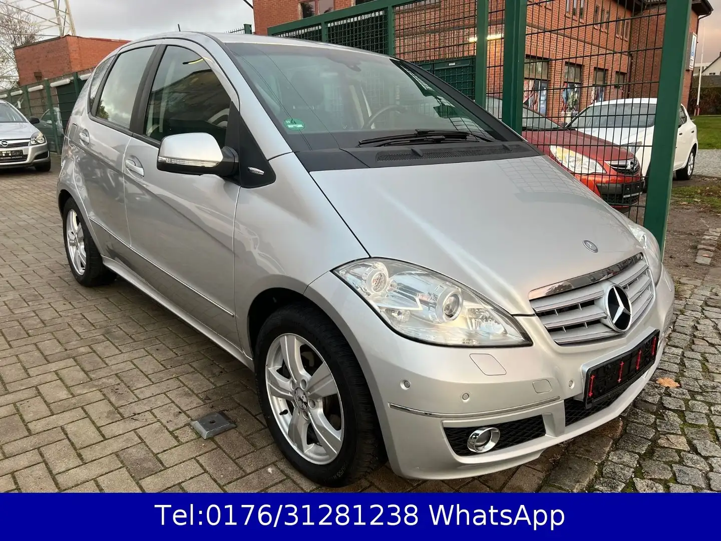 Mercedes-Benz A 200 CDI !! Tüv-Neu !! Automatik !! Xenon !! Silber - 2