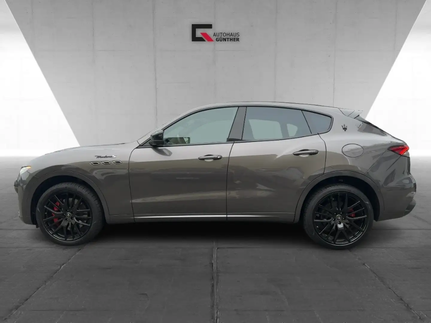 Maserati Levante Modena S AWD 430PS PANO-CARBON-360Grad Grau - 2