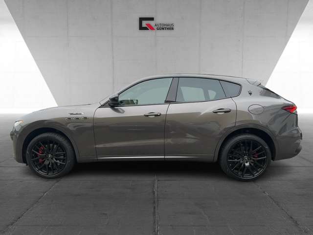 Maserati Levante Modena S AWD 430PS PANO-CARBON-360Grad