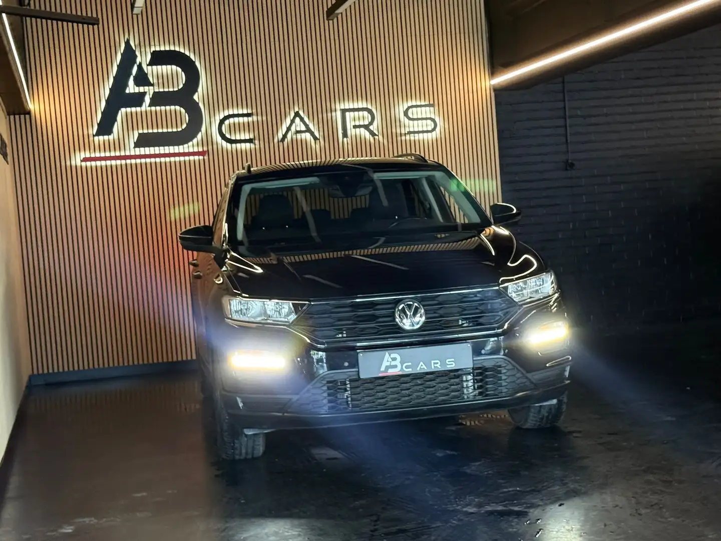 Volkswagen T-Roc 1.0 TSI Style * GARANTIE 12 MOIS * 1ER PROP * Zwart - 2