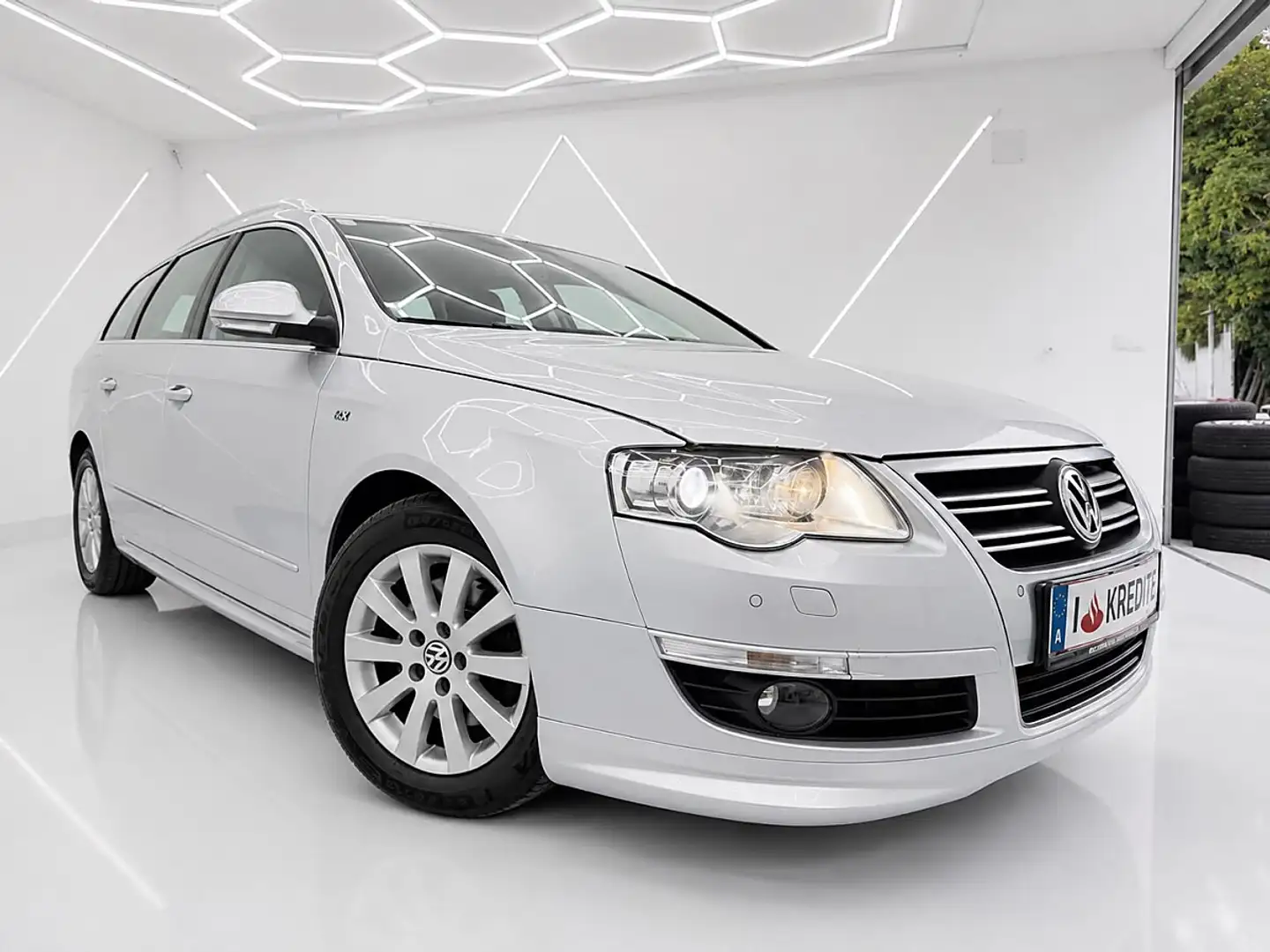 Volkswagen Passat 4motion 2.0 TDI DPF Highline/GUTE AUSSTATTUNG/ Grau - 2